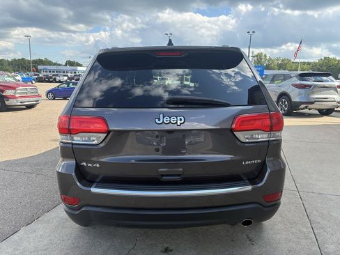 Used 2018 Jeep Grand Cherokee Limited AWD/4WD image 6