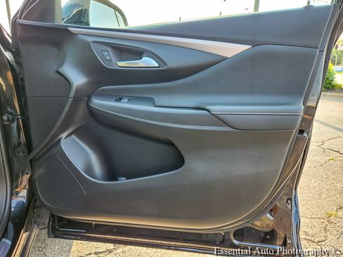 Used 2025 Buick Envista Avenir FWD image 22