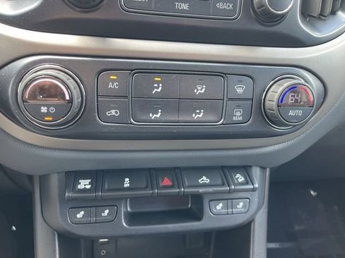 Used 2017 Chevrolet Colorado Z71 AWD/4WD image 27