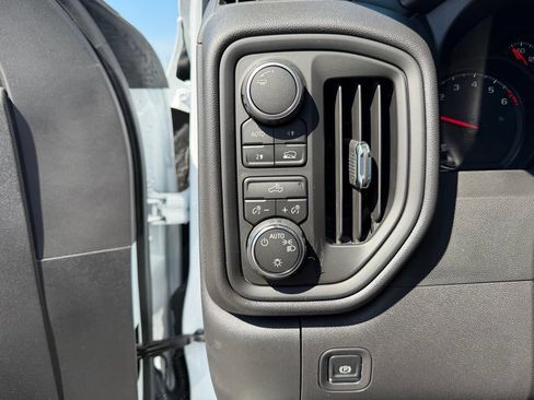Used 2026 Chevrolet Silverado 1500 W/T w/ WT Value Package AWD/4WD image 14