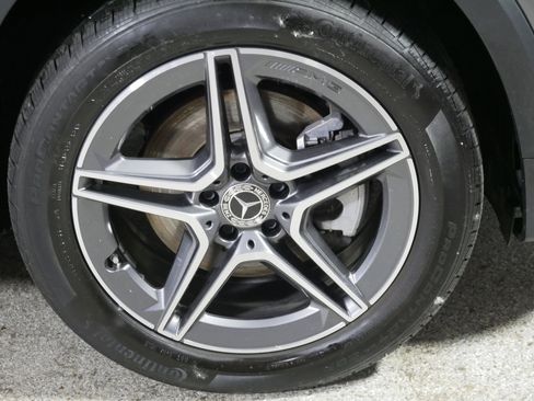 Used 2023 Mercedes-Benz GLB 250 4MATIC image 15