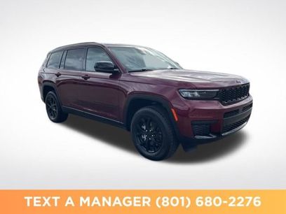 Used 2025 Jeep Grand Cherokee L Altitude