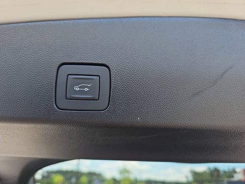 Used 2026 Buick Encore GX Sport Touring FWD image 18