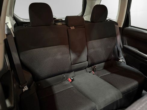 Used 2018 Subaru Forester 2.5i Premium w/ All-Weather Package image 17