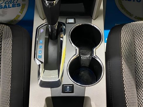 Used 2017 Chevrolet Equinox LT w/ Convenience Package image 22