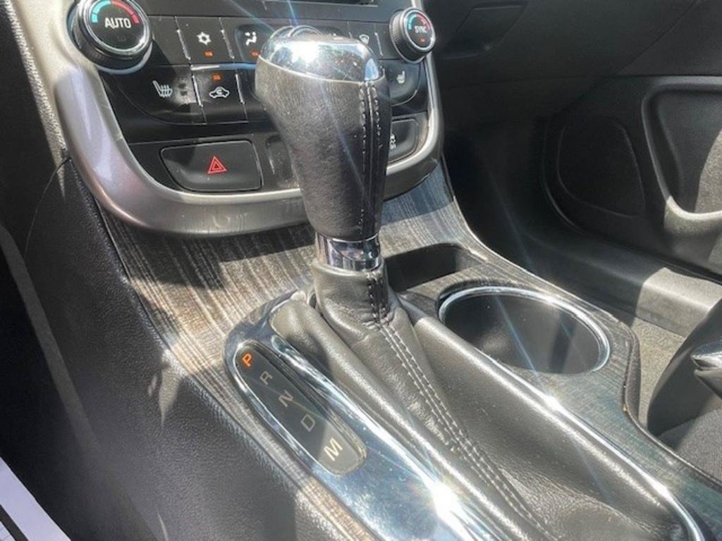 Used 2016 Chevrolet Malibu LTZ FWD image 12