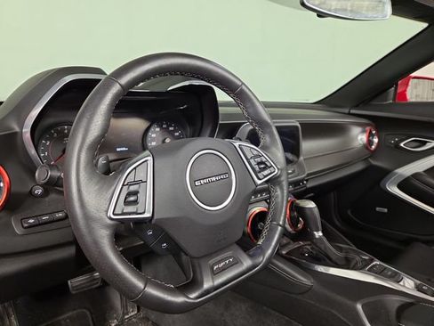 Used 2017 Chevrolet Camaro LT RWD image 15