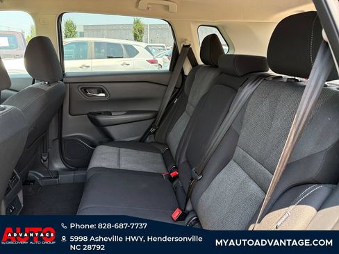 Used 2025 Nissan Rogue SV AWD/4WD image 26