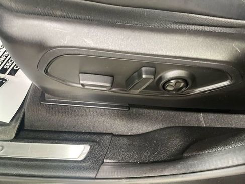 Certified 2022 Jeep Grand Cherokee L Overland image 12