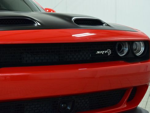 Used 2023 Dodge Challenger SRT Hellcat RWD image 11