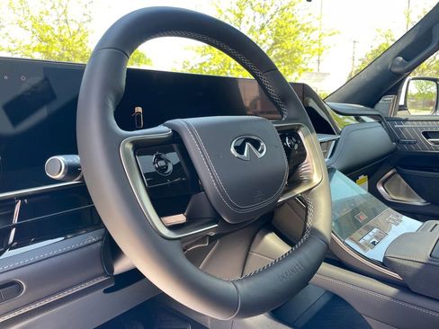New 2026 INFINITI QX80 Autograph w/ Premium Cargo Package AWD/4WD image 19