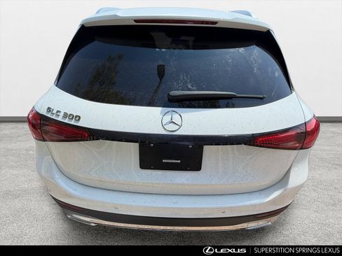 Used 2025 Mercedes-Benz GLC 300 image 6