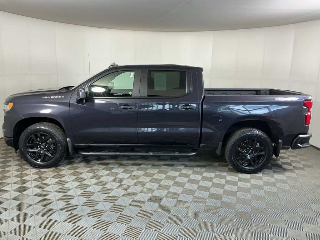 Used 2023 Chevrolet Silverado 1500 RST w/ Protection Package AWD/4WD image 6