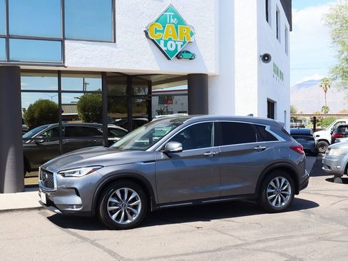 Used 2021 INFINITI QX50 Luxe image 7