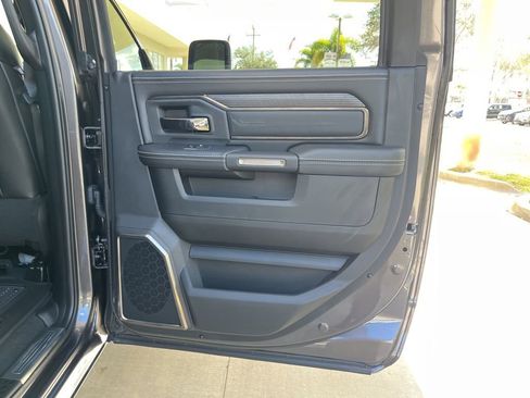 New 2023 RAM 2500 Limited AWD/4WD image 27