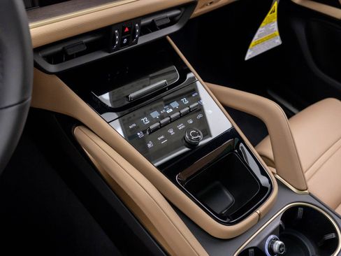 New 2026 Porsche Cayenne AWD/4WD image 13