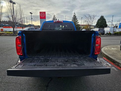 Used 2022 Chevrolet Colorado Z71 w/ Safety Package AWD/4WD image 11