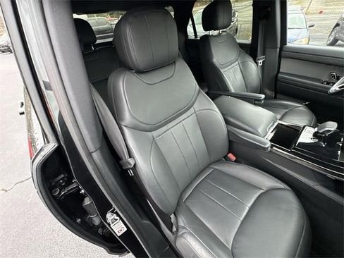 Used 2024 Land Rover Range Rover Sport SE image 26