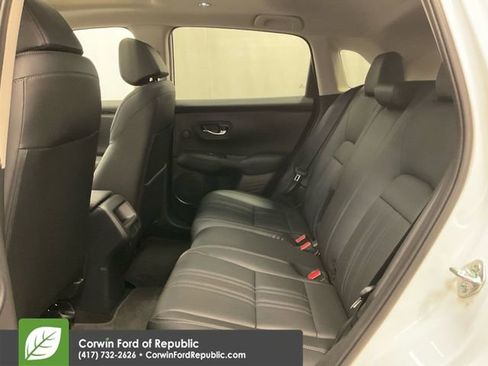 Used 2025 Honda HR-V EX-L image 30