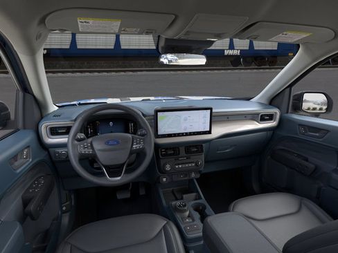 New 2026 Ford Maverick Lariat image 9