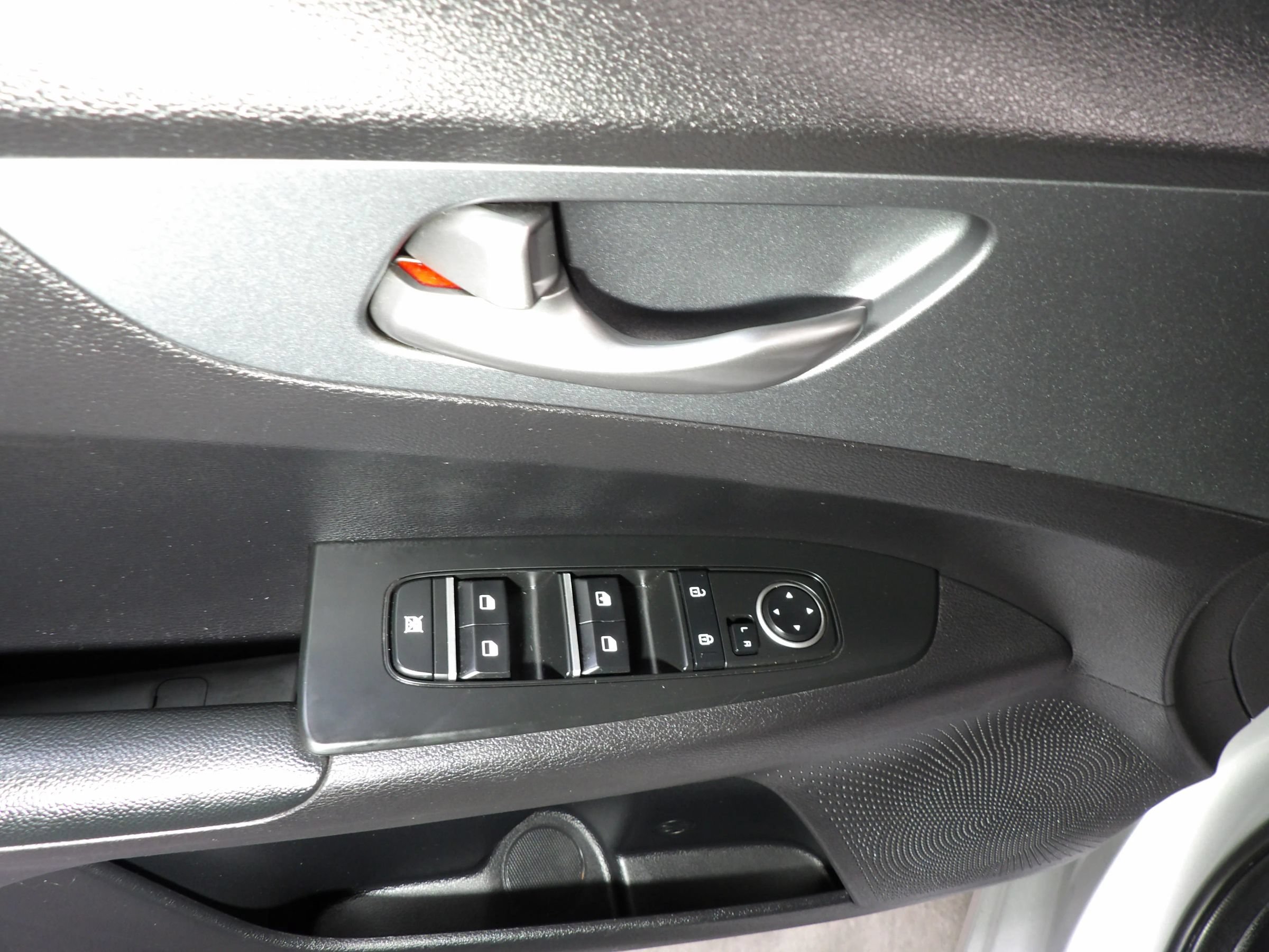 Used 2021 Kia Forte LXS FWD image 8