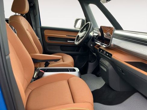 New 2025 Volkswagen ID. Buzz Pro S Plus image 15