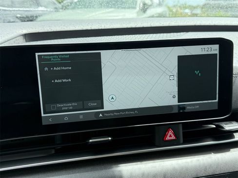 New 2026 Kia Carnival EX image 24