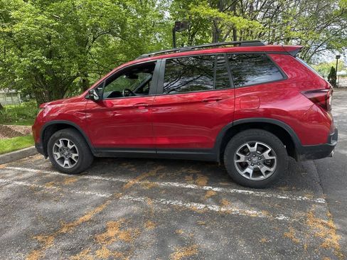 Used 2023 Honda Passport TrailSport image 23