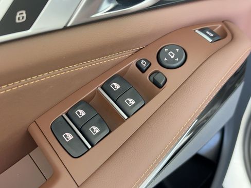 New 2026 BMW X5 sDrive40i w/ Climate Comfort Package image 24