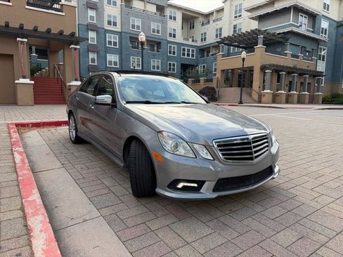 Used 2010 Mercedes-Benz E 550 Sedan image 13