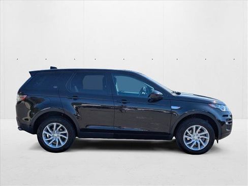 Used 2017 Land Rover Discovery Sport HSE image 4