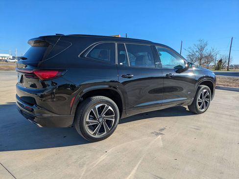 Used 2025 Buick Enclave Sport Touring image 2