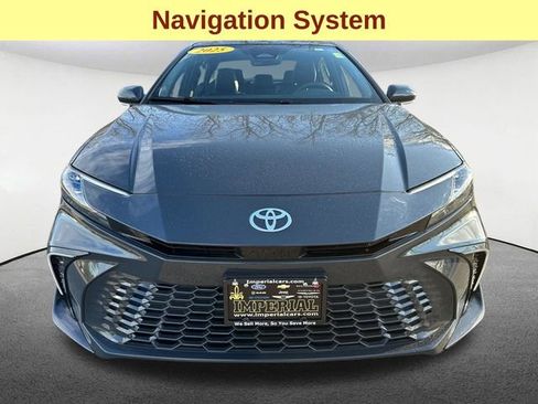 Used 2025 Toyota Camry XSE FWD image 4