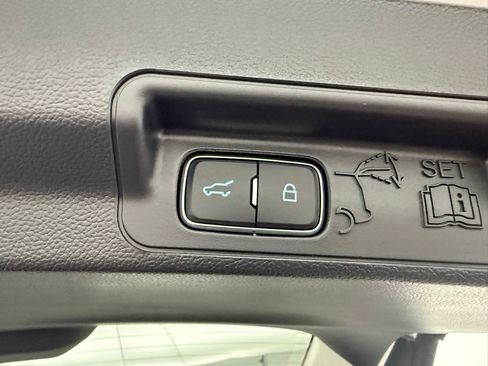 New 2025 Ford Explorer Active w/ Active Comfort Package image 18