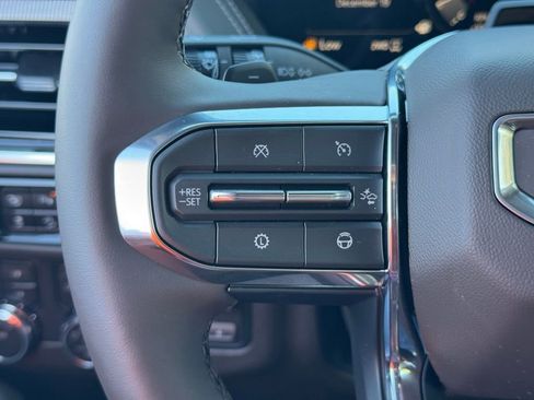 New 2026 GMC Yukon XL Elevation w/ LPO, Elevation Black Package image 26