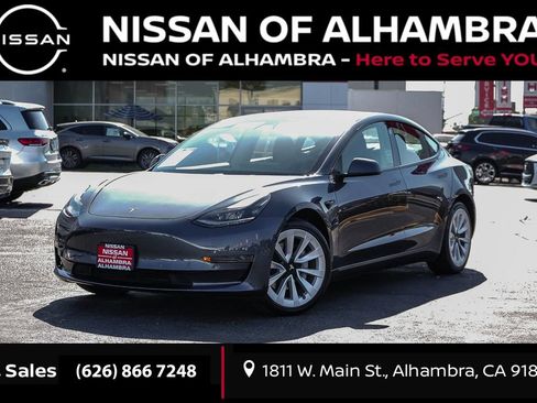 Used 2021 Tesla Model 3 Standard Range Plus RWD image 1