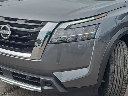 Used 2024 Nissan Pathfinder SL w/ SL Premium Package image 36