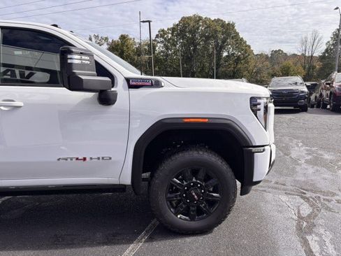 New 2026 GMC Sierra 2500 AT4 w/ AT4 Premium Plus Package image 5