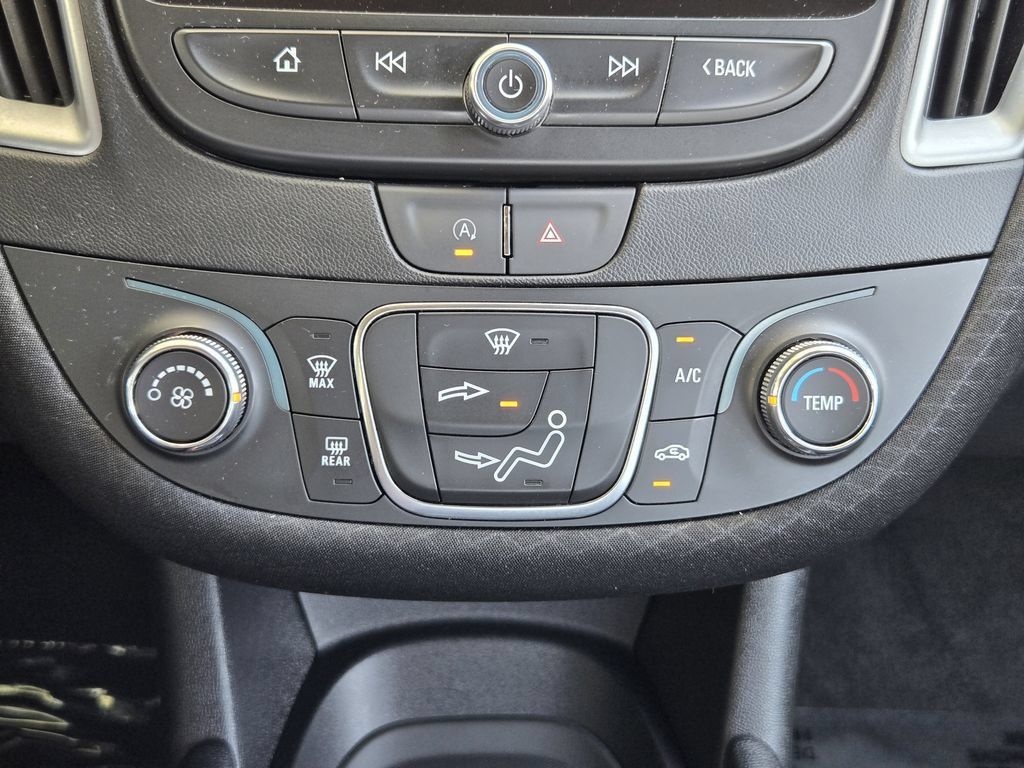 Used 2024 Chevrolet Malibu LS FWD image 16
