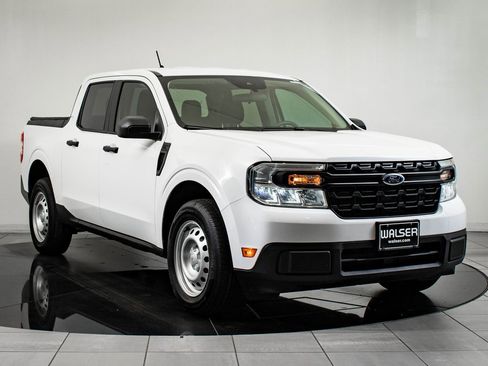 Used 2024 Ford Maverick XL image 12