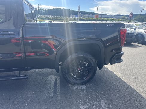 Used 2025 GMC Sierra 1500 Elevation AWD/4WD image 4