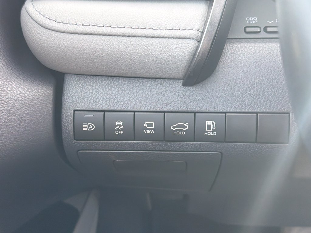 Used 2020 Toyota Camry XLE w/ Driver Assist Package FWD image 30
