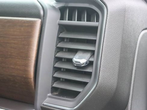 Used 2024 Chevrolet Silverado 2500 High Country w/ Technology Package image 43