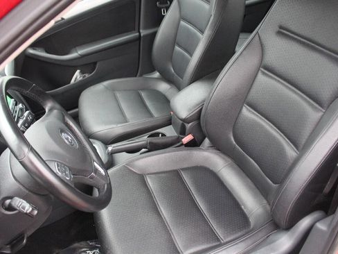 Used 2014 Volkswagen Jetta SE image 14