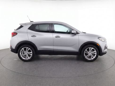 Used 2023 Buick Encore GX Preferred w/ Cold Weather Comfort Package FWD image 7