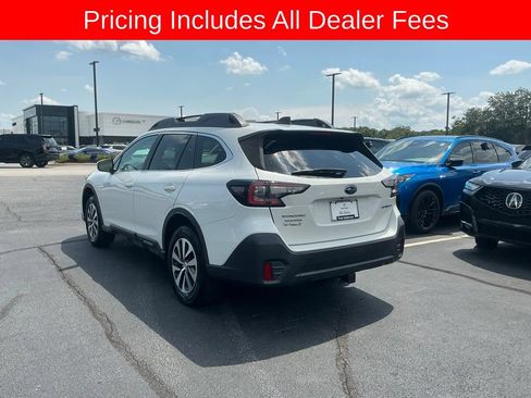 Used 2022 Subaru Outback Premium AWD/4WD image 3