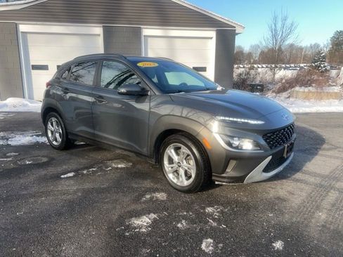 Used 2023 Hyundai Kona SEL w/ Cargo Package image 5