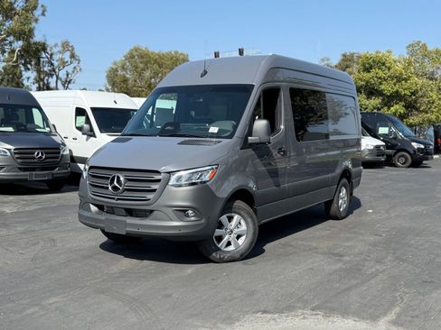 New 2026 Mercedes-Benz Sprinter 2500 image 2