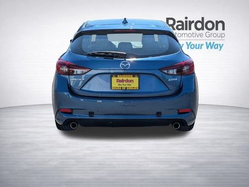 Used 2018 MAZDA MAZDA3 Touring FWD image 6