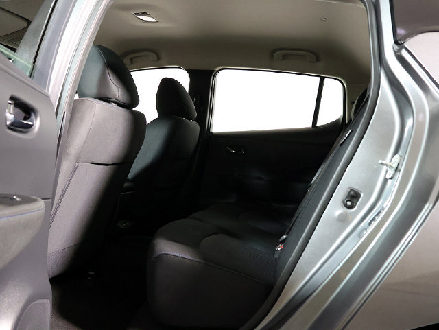 Used 2025 Nissan Leaf S FWD image 14